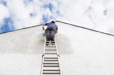 Peinture extérieure à Chalencon — façades et ravalement